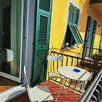 Vista Mare Serra, * Lerici